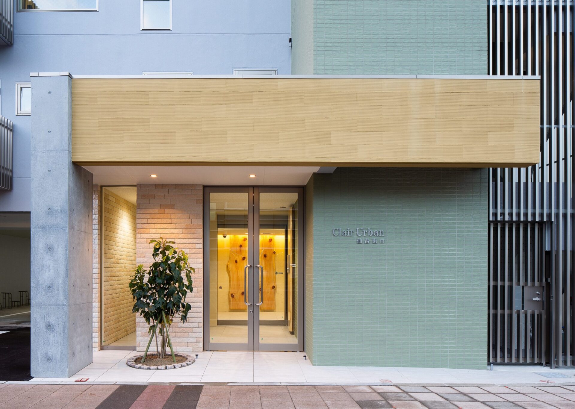 Clair Urban 仙台東口